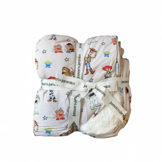 Toys in Tow: Plush Blanket