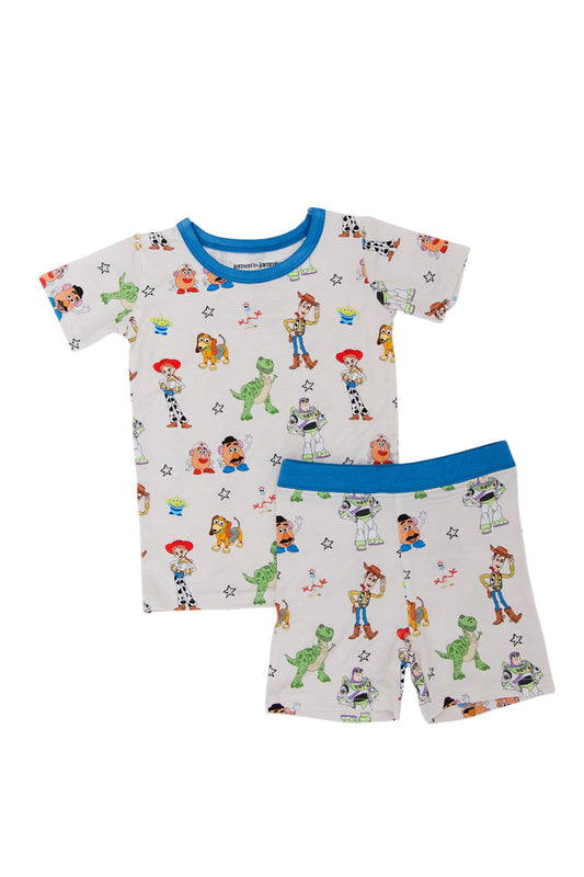 Toys in Tow: Short Set