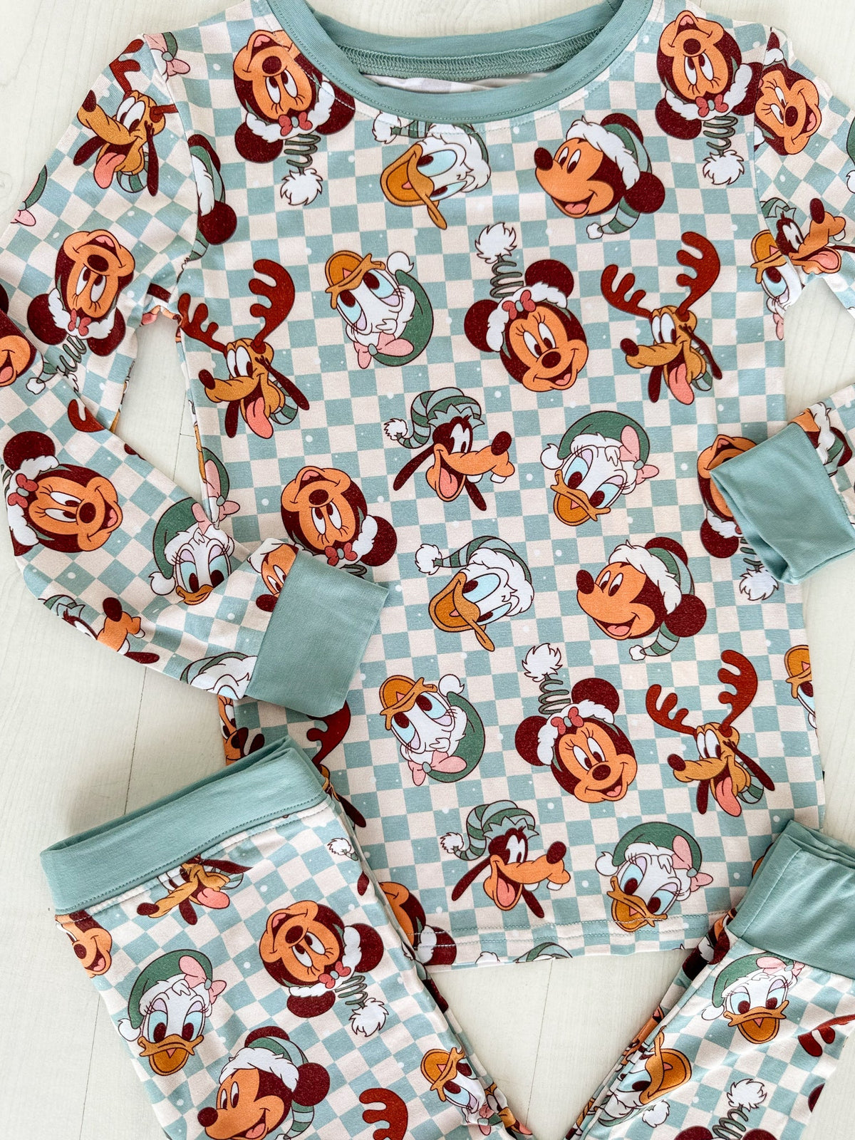 Mainstreet Merry: 2 Piece Set
