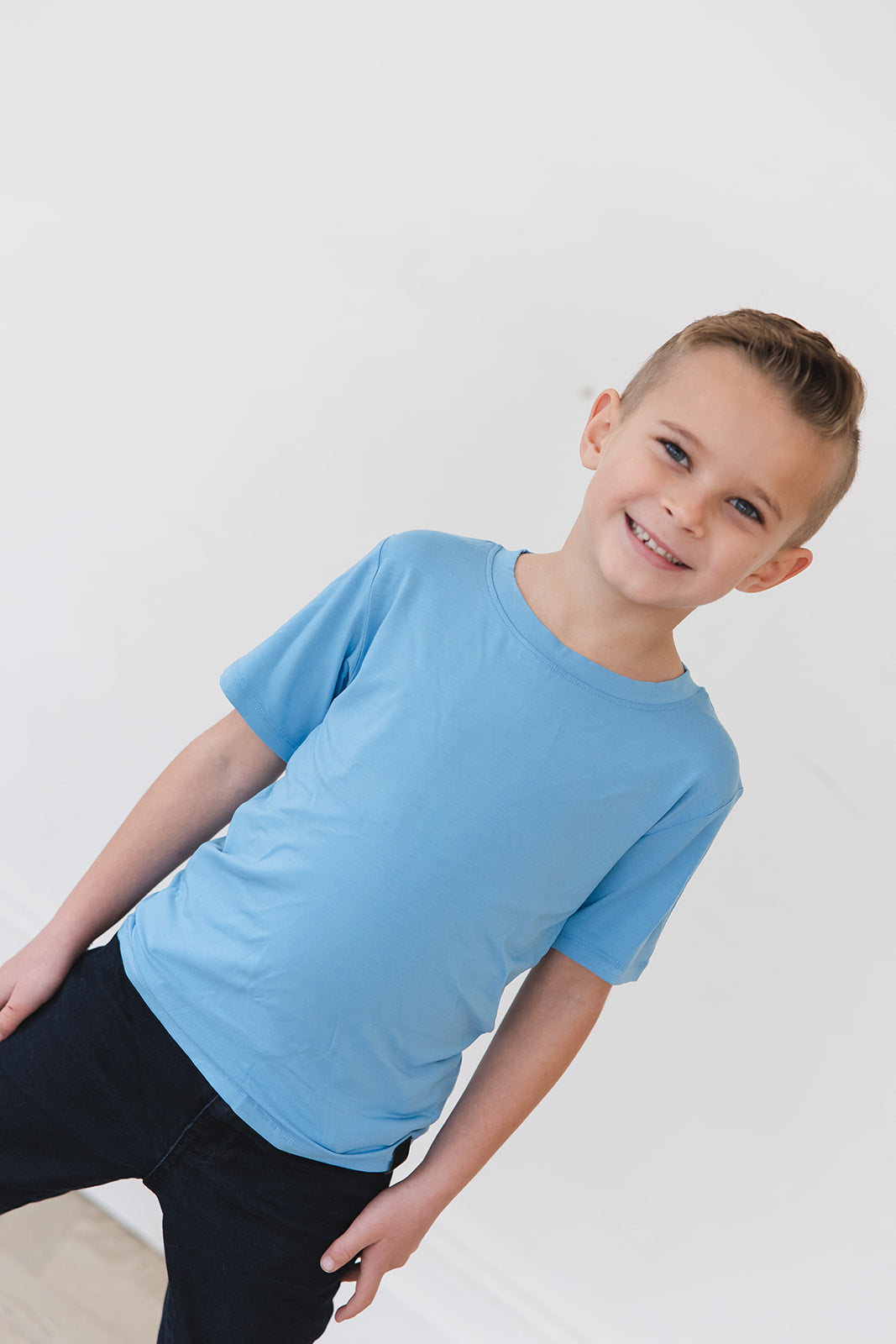 (SOLID) Paradise Falls - Everyday Tee