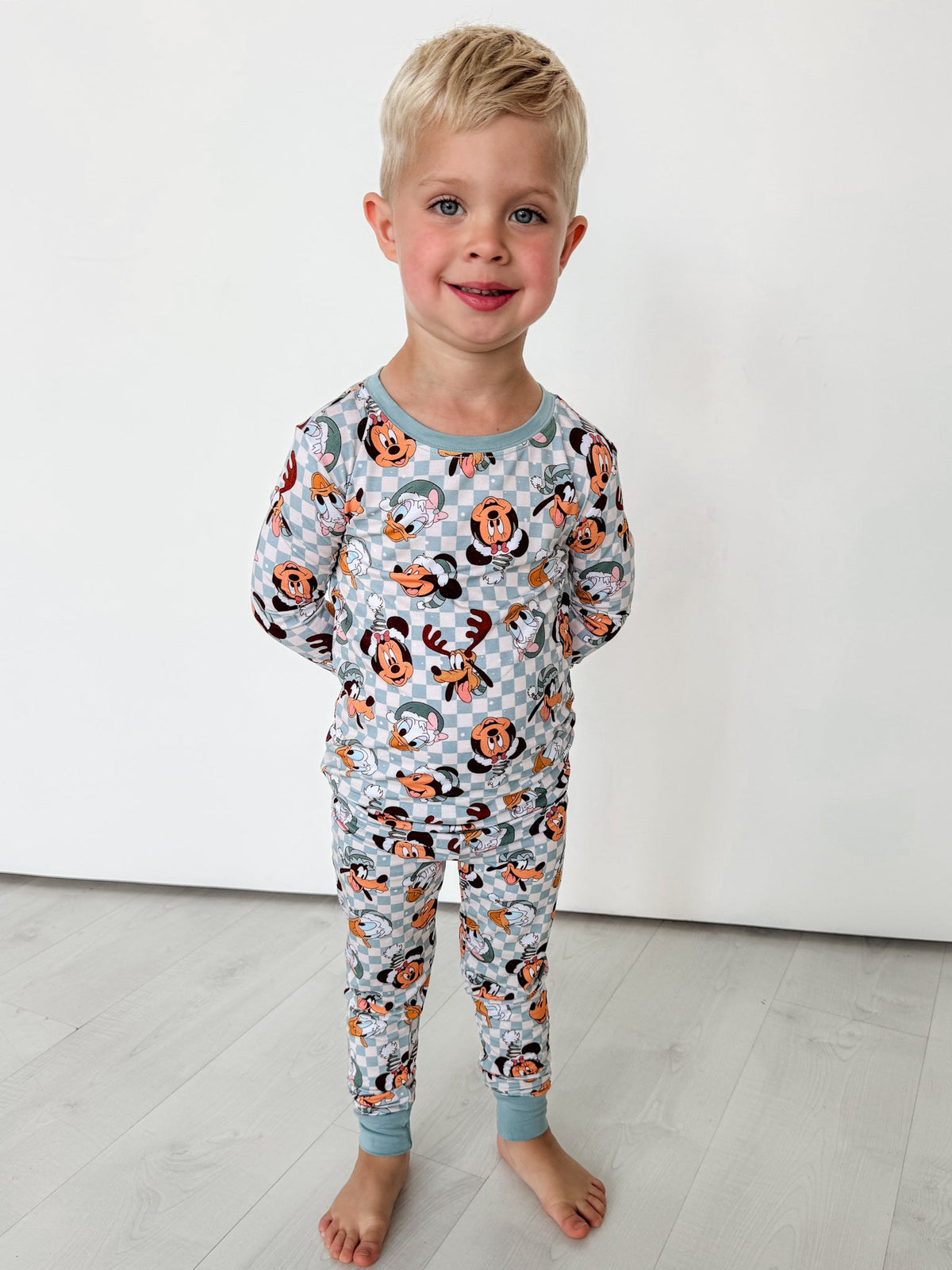 Mainstreet Merry: 2 Piece Set