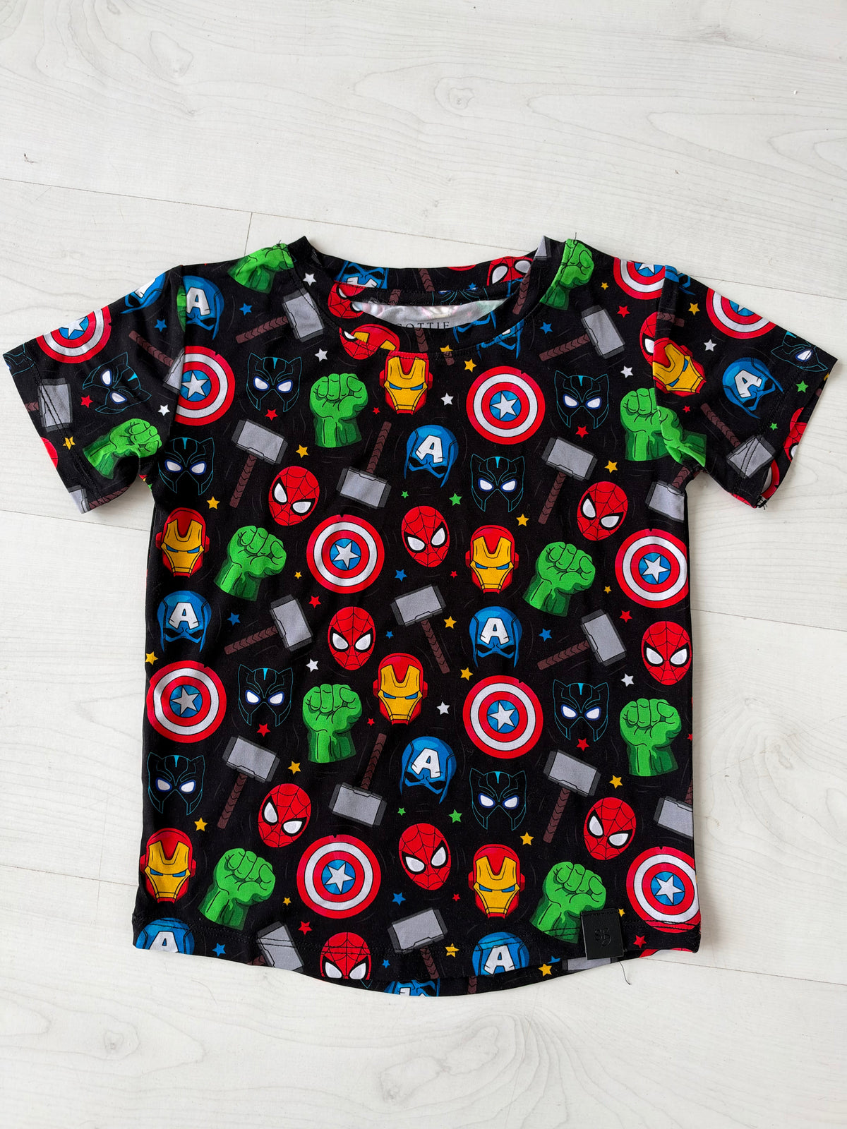 Defenders- Essential T-Shirt