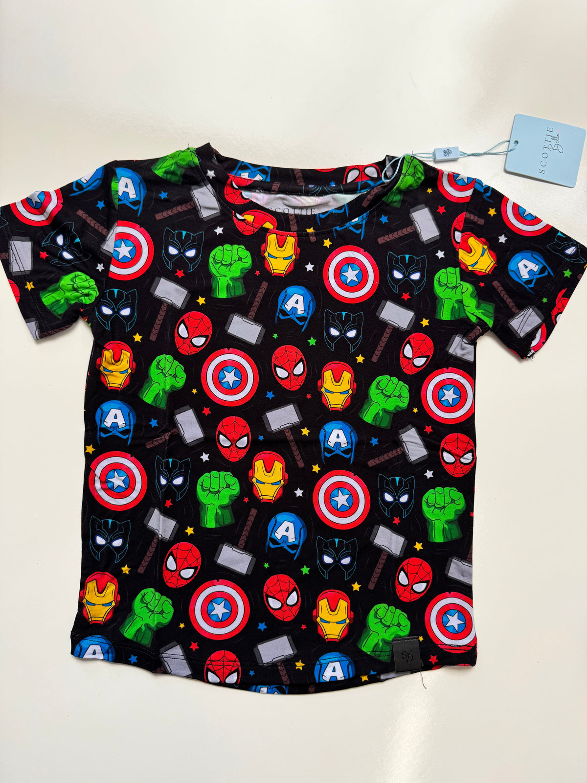 Defenders- Essential T-Shirt