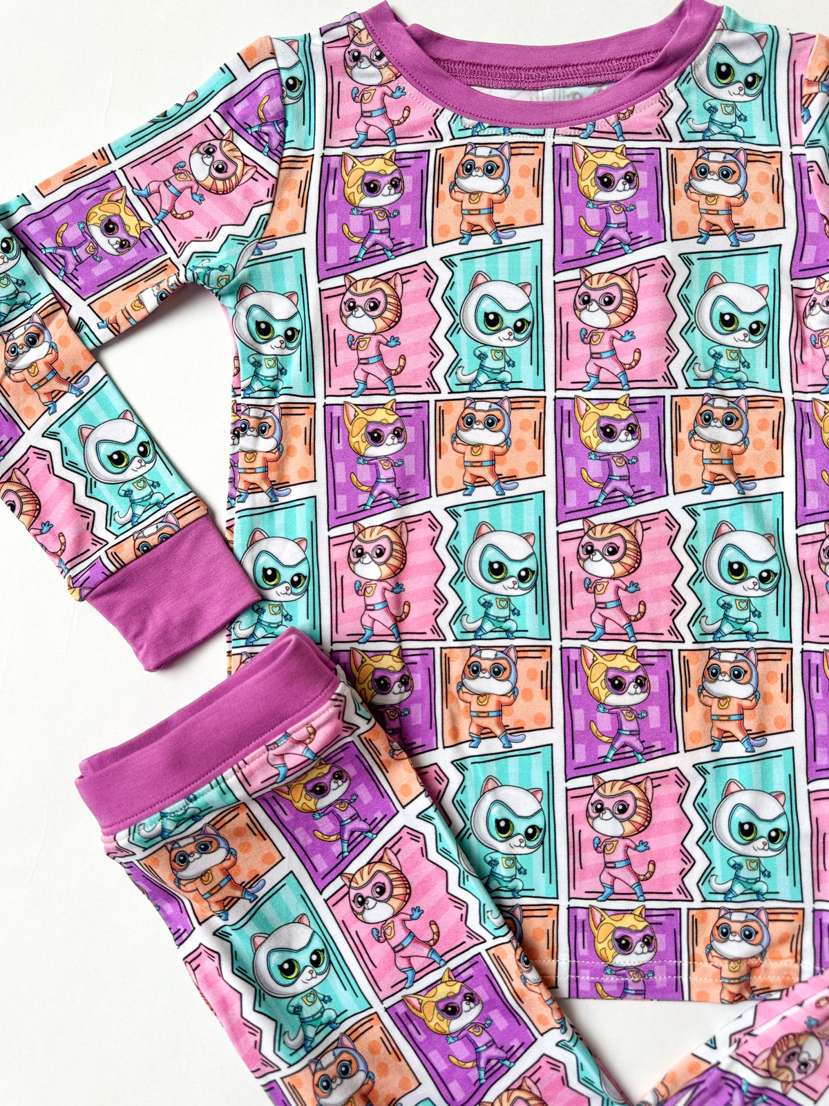 Purr-fect Heroes: 2 Piece Set