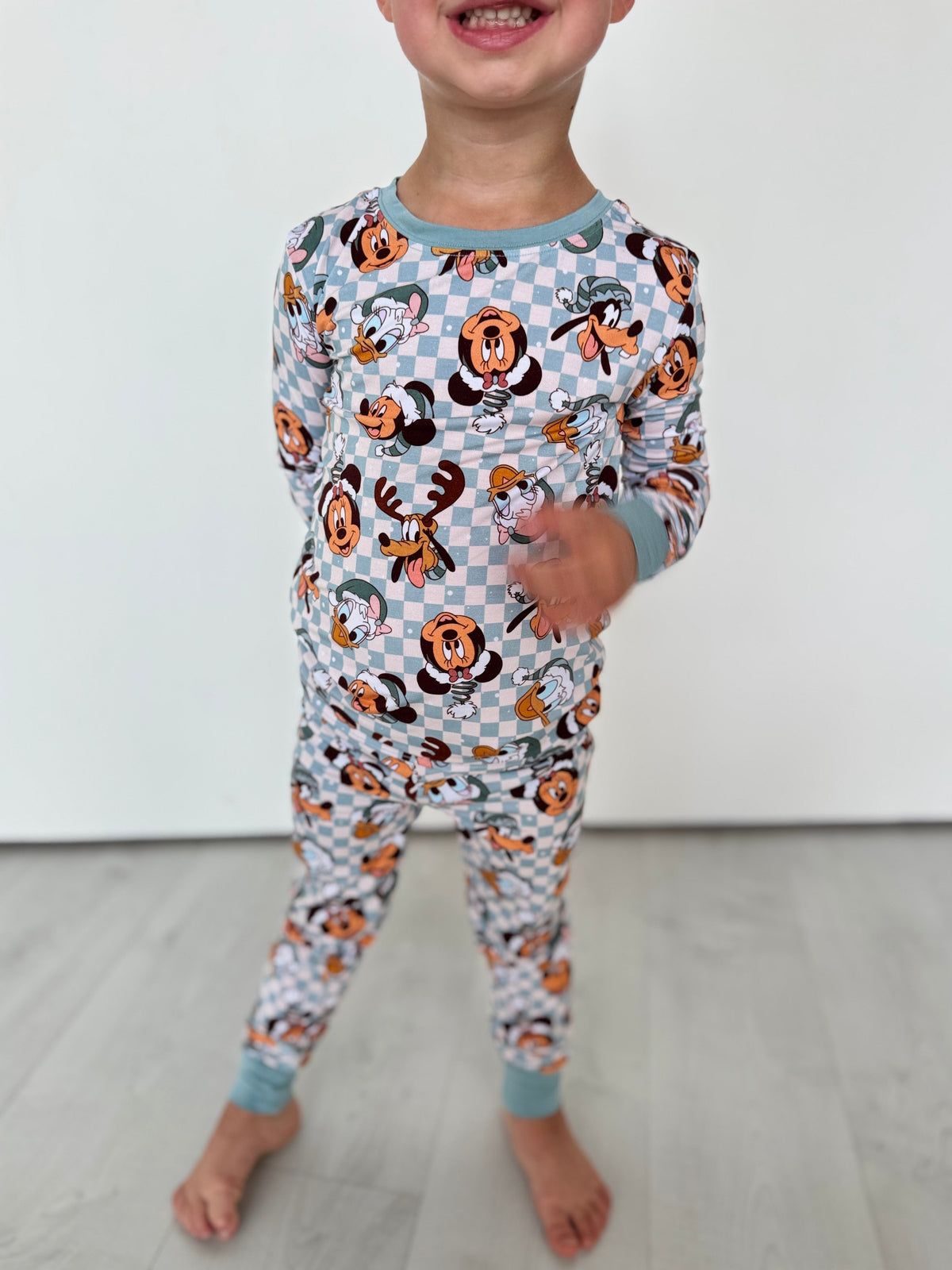 Mainstreet Merry: 2 Piece Set