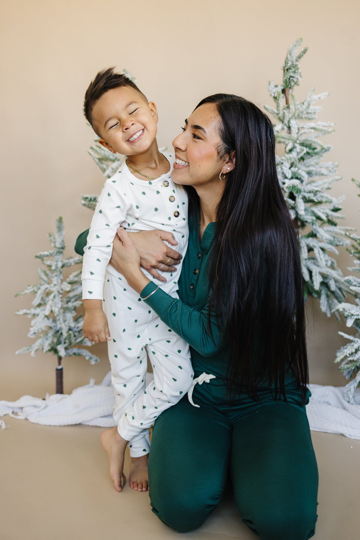 Women's Green Emerald Bamboo Christmas Pajamas