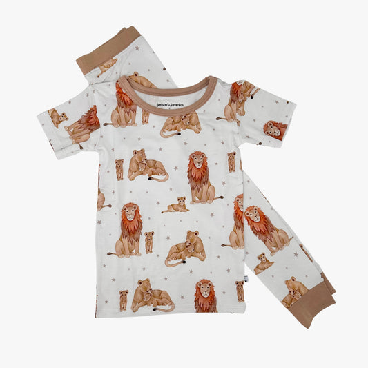 Just Lion Around short sleeve set